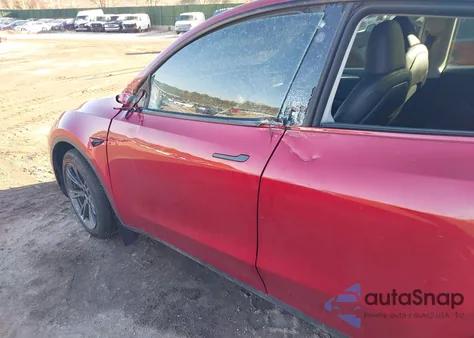 2024 Tesla Model Y Long Range Dual Motor All-Wheel Drive/Rwd from USA, damaged, VIN 7SAYGDEDXRF108046